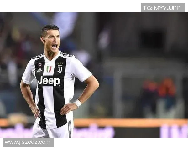 瘦高身材的足球天才,如何凭借灵活技巧征服绿茵场 瘦高身材的足球天才,如何凭借灵活技巧征服绿茵场