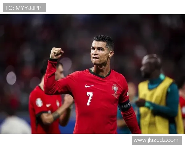 传奇离世 永载史册 足球巨星英年早逝的震撼回顾与致敬